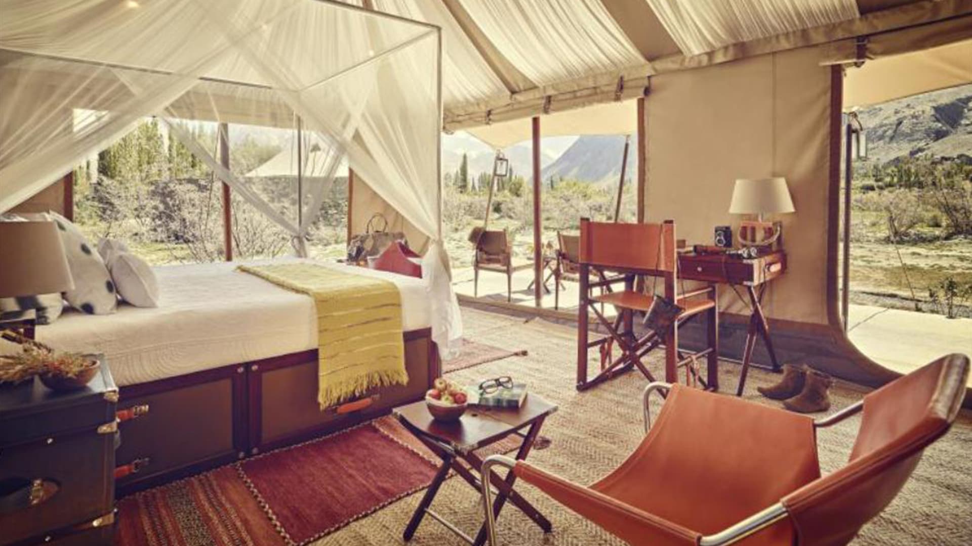 Luxury Eco Camp at Pangong Lake